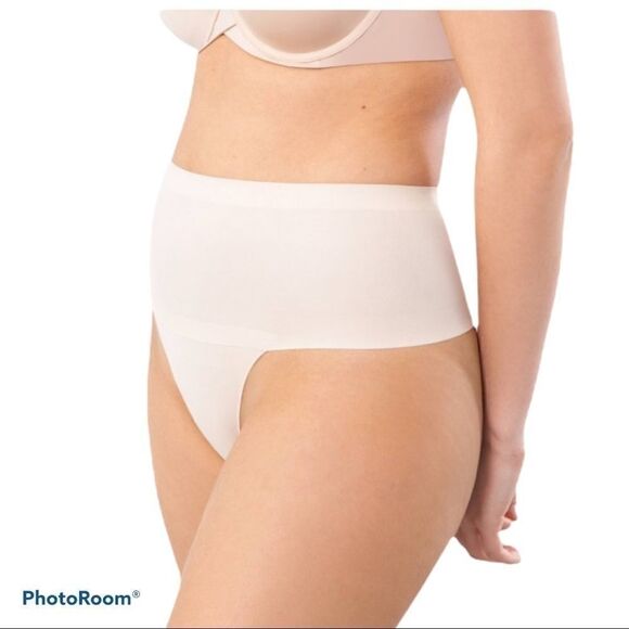 🌼🌼Maidenform thong tan NWOT L🌼🌼 - Picture 2 of 2